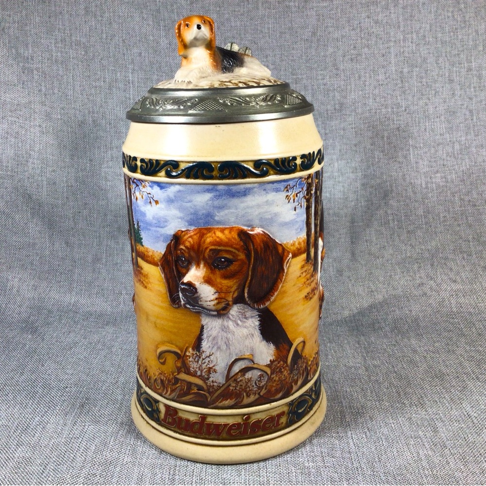 Budweiser Anheuser Busch Hunter Companion Series - Beagle - 4th in series - 1995